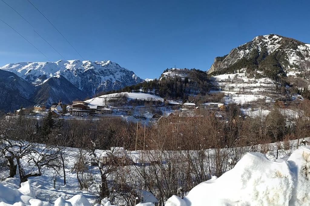 Appartement Rez De Jardin Montee De L'Alpe D'Huez La Garde  Exteriör bild