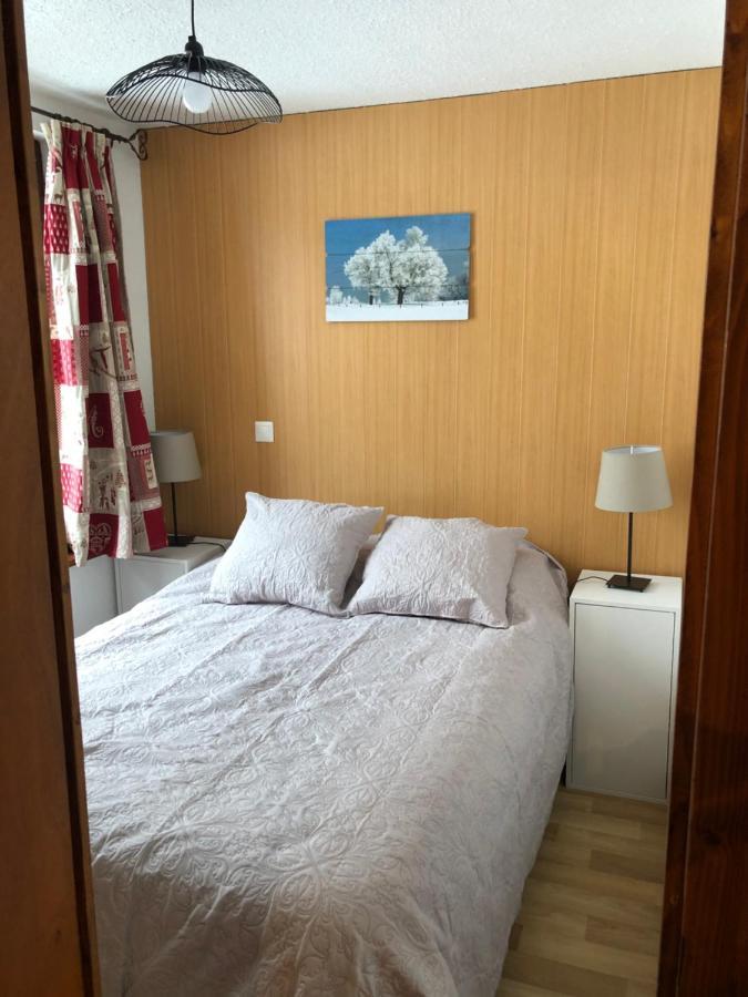 Appartement Rez De Jardin Montee De L'Alpe D'Huez La Garde  Exteriör bild